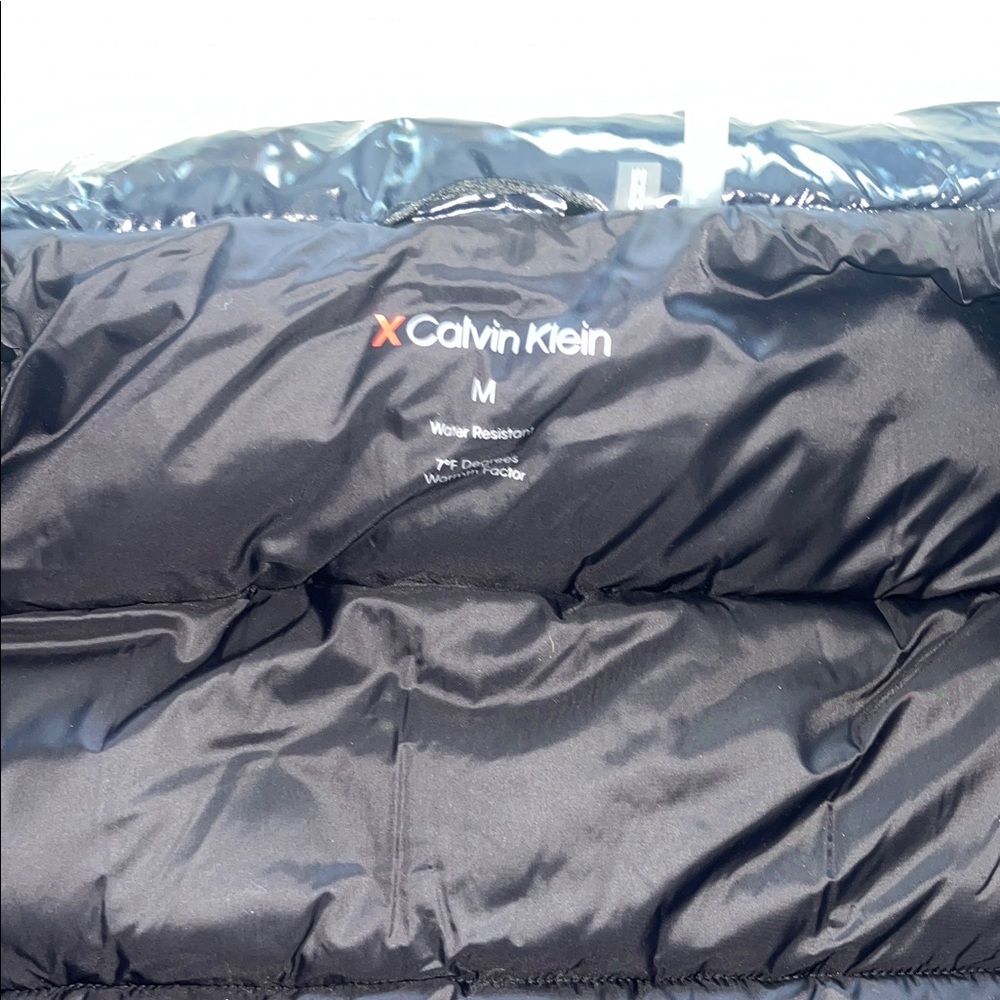 Calvin Klein Men’s Shiny Navy Blue Puffer Jacket - Picture 9 of 12
